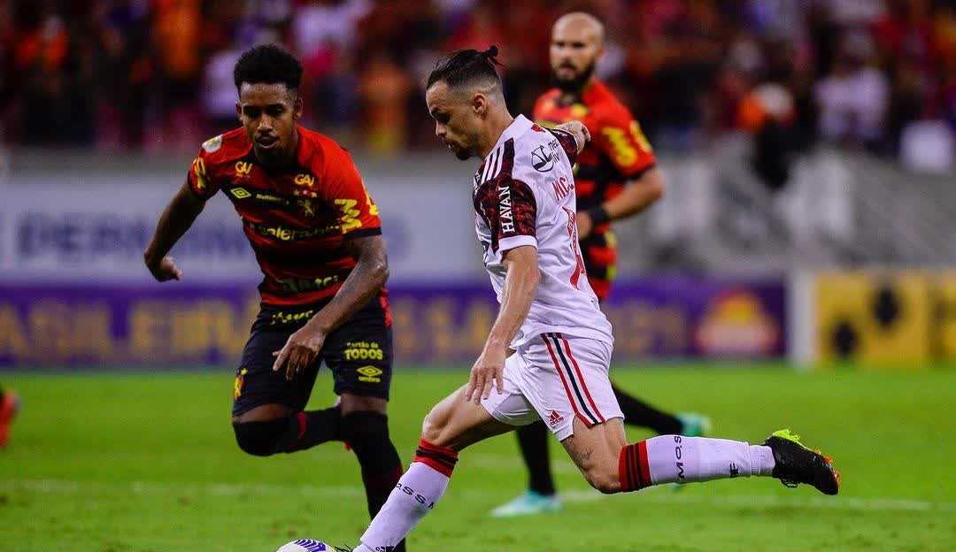 Jogo entre Sport e Flamengo termina em empate na Ilha do Retiro Lorena Bueri