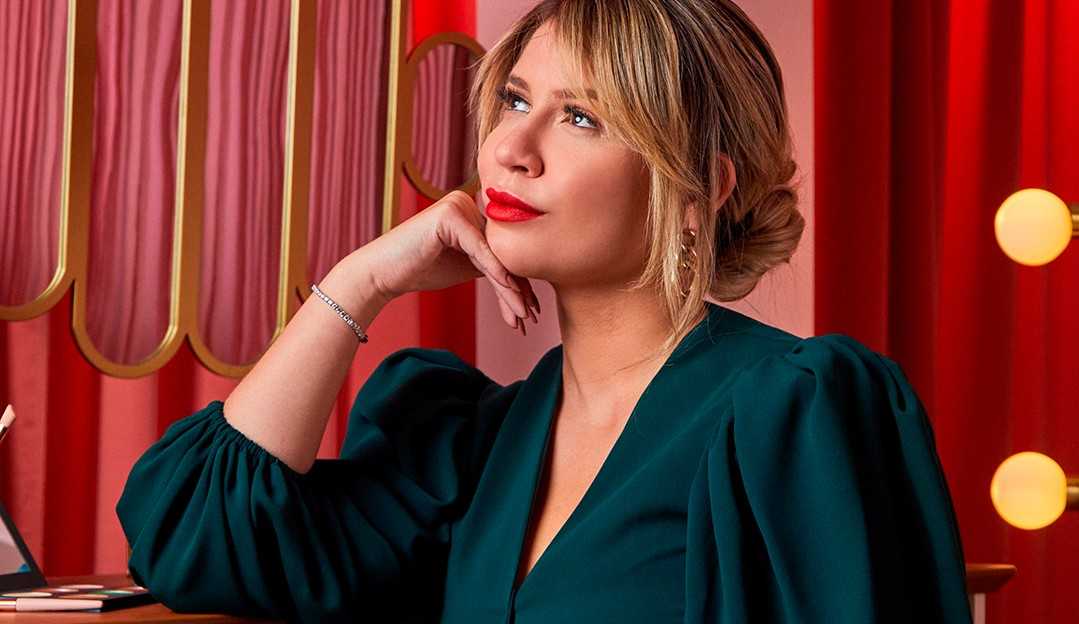 Océane lança coleção de maquiagem desenvolvida por Marília Mendonça