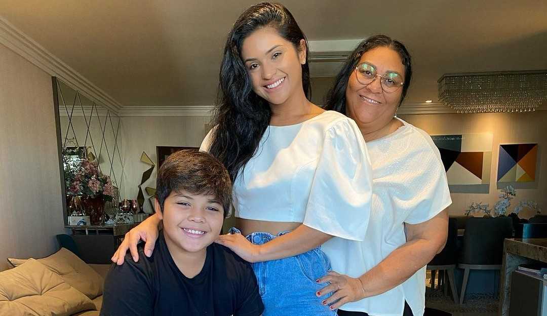 Mileide Mihaile não participou do Natal da Vila para ficar com sua mãe, diagnosticada com câncer  Lorena Bueri