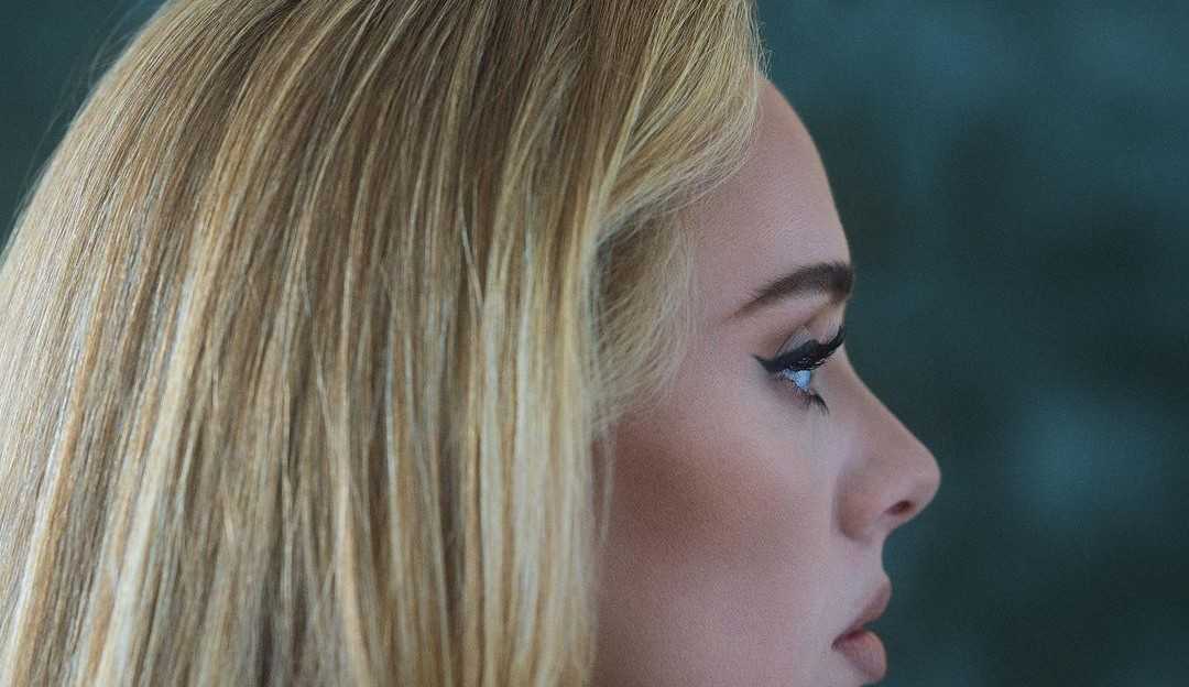 Adele bate recorde com seu novo álbum 