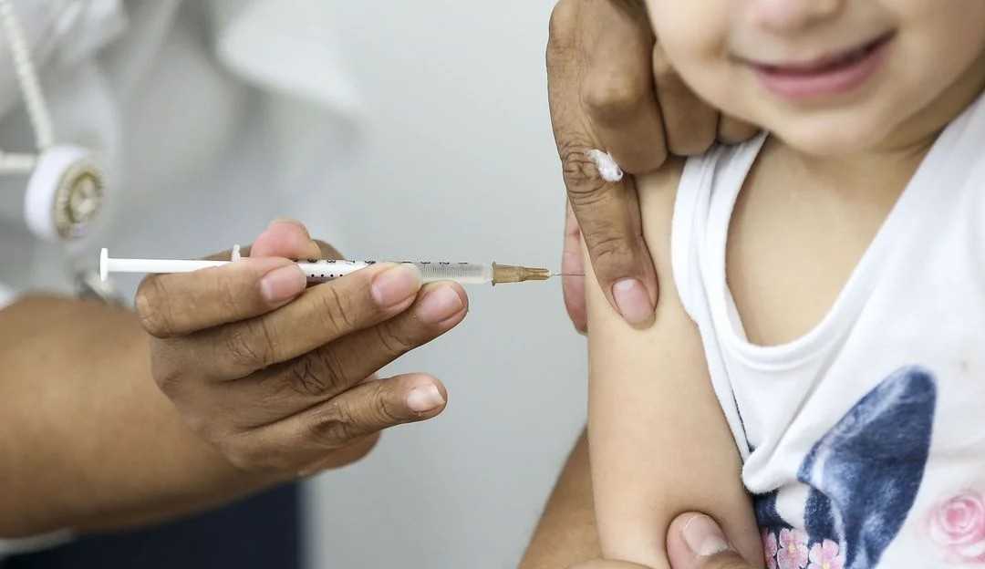 Estados contrariam Queiroga e dizem que não vão exigir pedido médico para vacinar crianças Lorena Bueri
