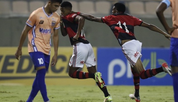 Vitória nota 10! Flamengo atropela Forte Rio Bananal