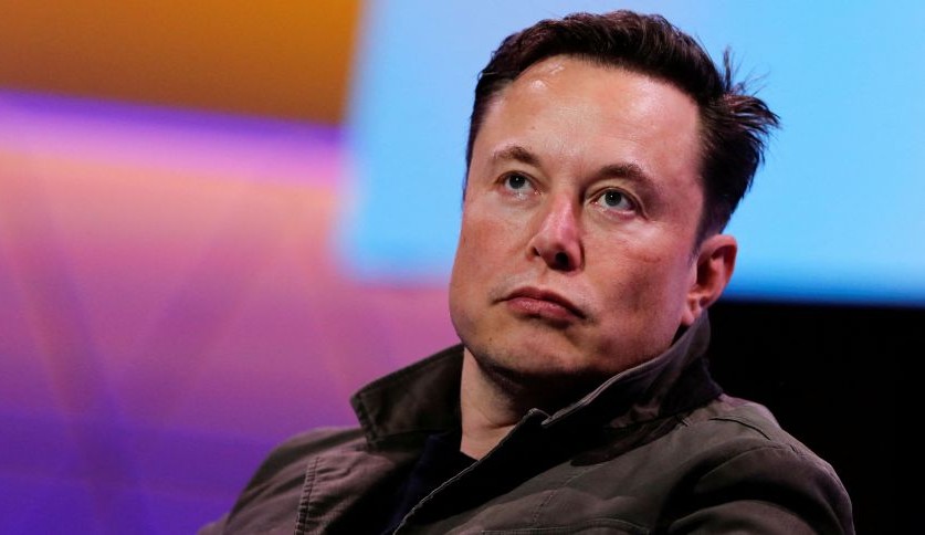Elon Musk e suas novas apostas em tecnologia para 2022 Lorena Bueri