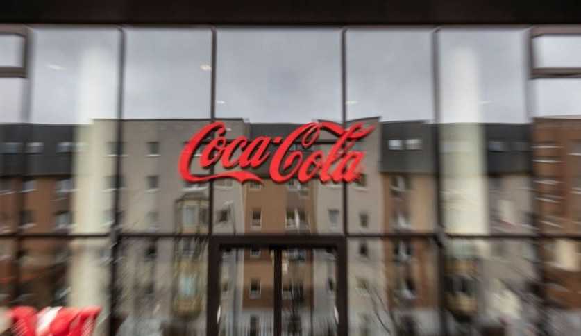 Coca-Cola transforma um de seus refrigerantes em coquetel alcoólico