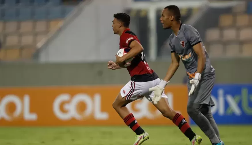 Flamengo empata com o Oeste em 3 a 3 e se classifica em primeiro no seu grupo na Copa SP