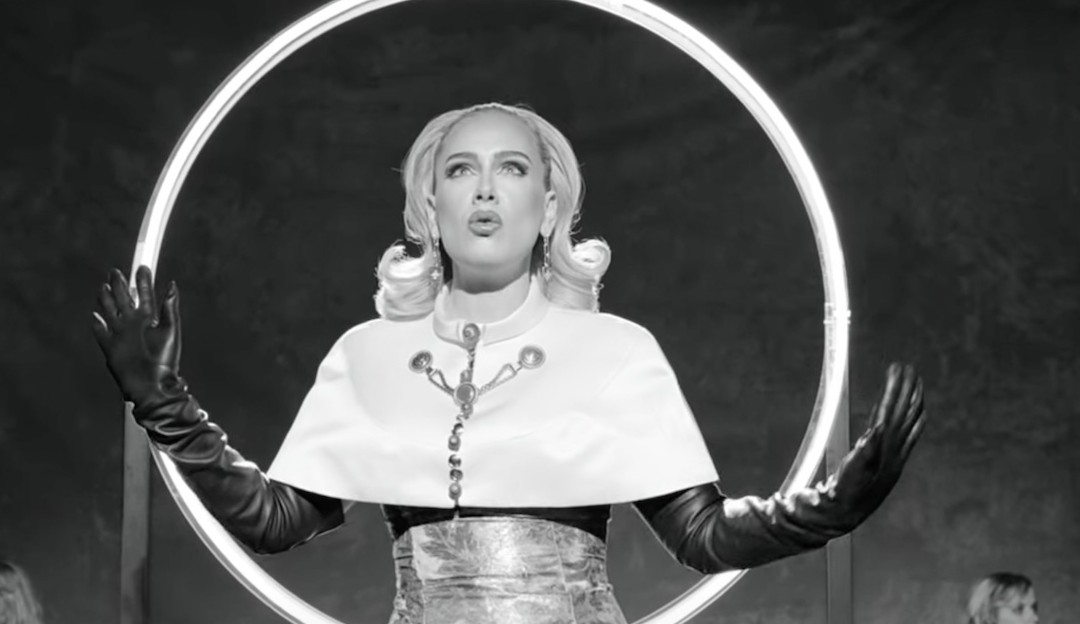 Adele lança clipe de 'Oh My God', faixa presente em seu último álbum '30' Lorena Bueri