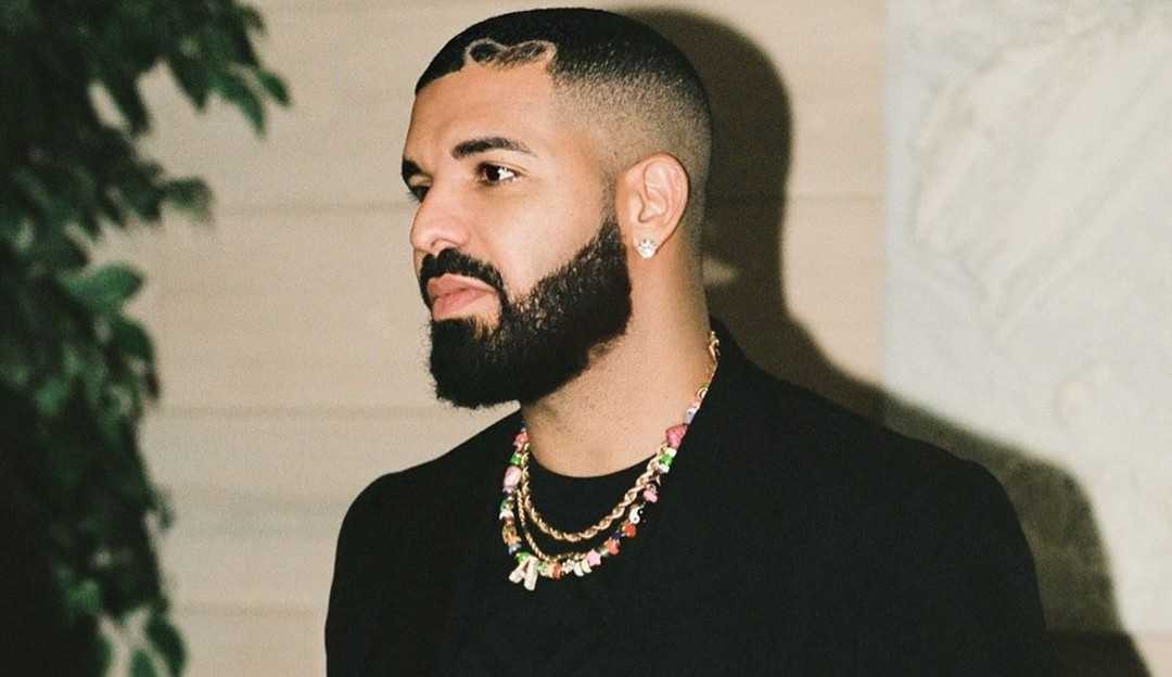 Drake rebate críticas, após polêmica: Você pode ter seus 15 minutos de fama...  Lorena Bueri