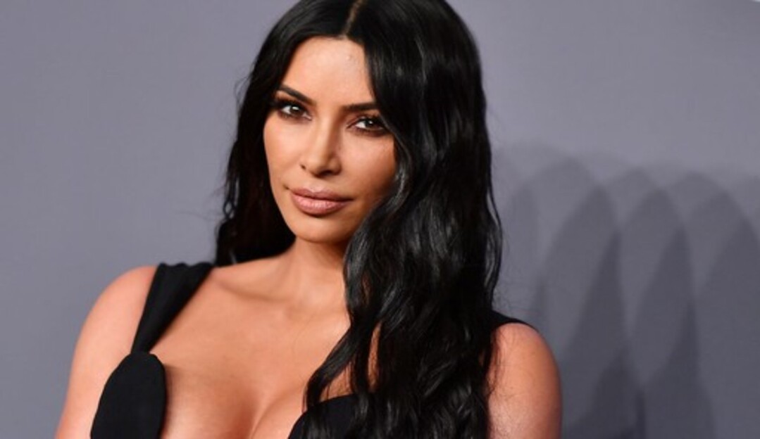 Kim Kardashian e outras celebridades se tornam réus acusados de 'pump and pump'