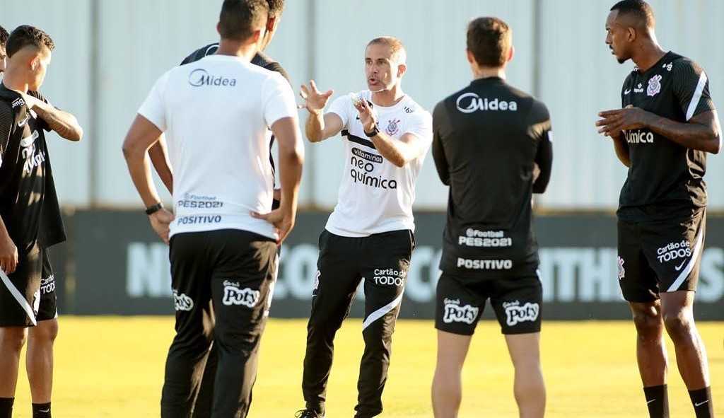 Sylvinho faz mudanças no Corinthians nesta nova temporada de 2022 Lorena Bueri