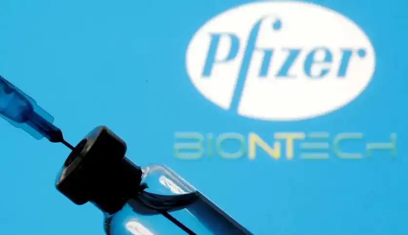 CEO da Pfizer afirma que seria melhor aplicar doses anuais de reforço da vacina