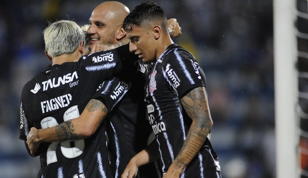 Corinthians vence Santo André e acaba com jejum de 5 meses sem vencer fora de casa Lorena Bueri