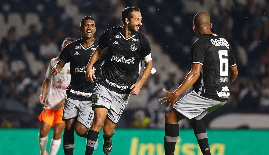 Vasco vence Nova Iguaçu por 3 a 2 com sustos