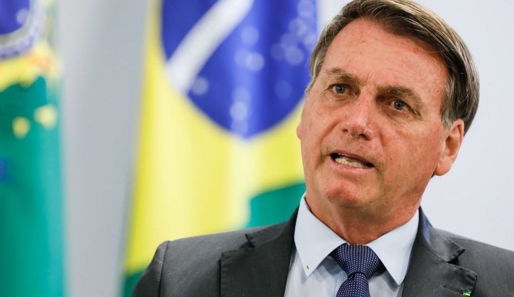 Após polêmicas na internet, Bolsonaro diz repudiar ‘ideologia nazista’ e a compara ao comunismo