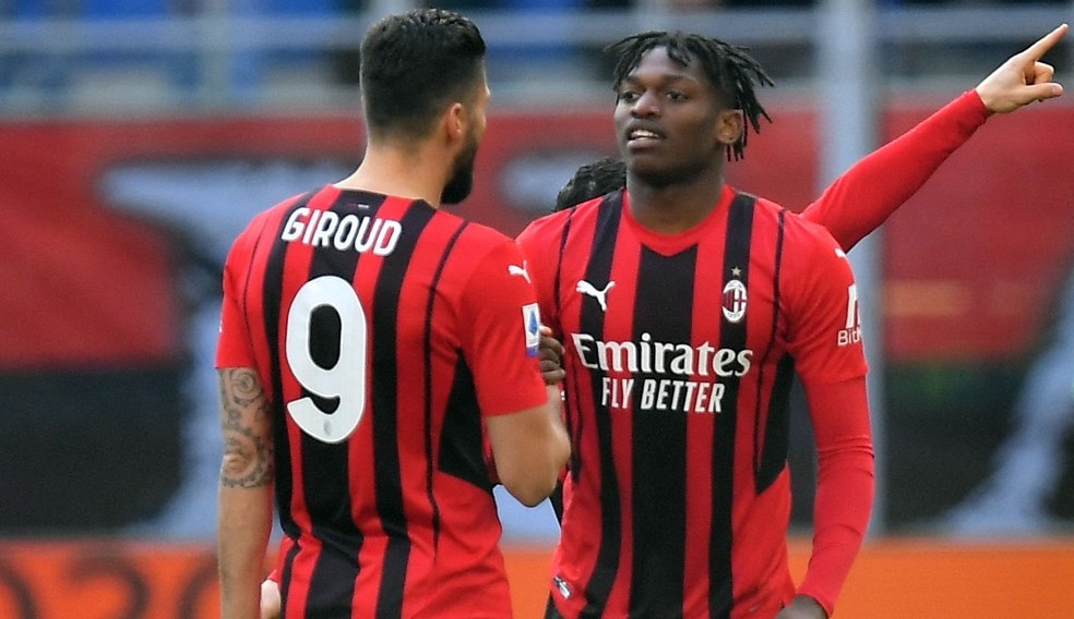 Milan vence a Sampdoria e chega a liderança do Italiano