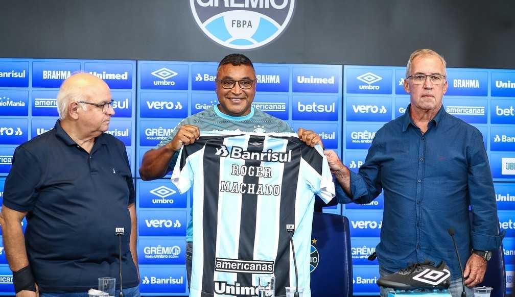 Grêmio apresenta Roger Machado, novo técnico do imortal