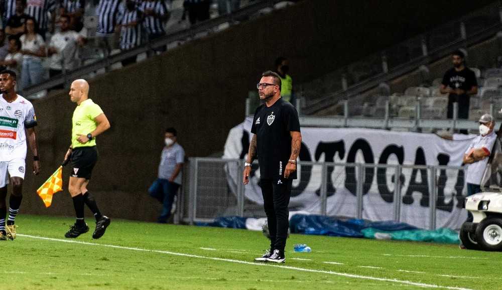 Turco define time do Atlético- MG que jogará contra o Flamengo na final da Supercopa