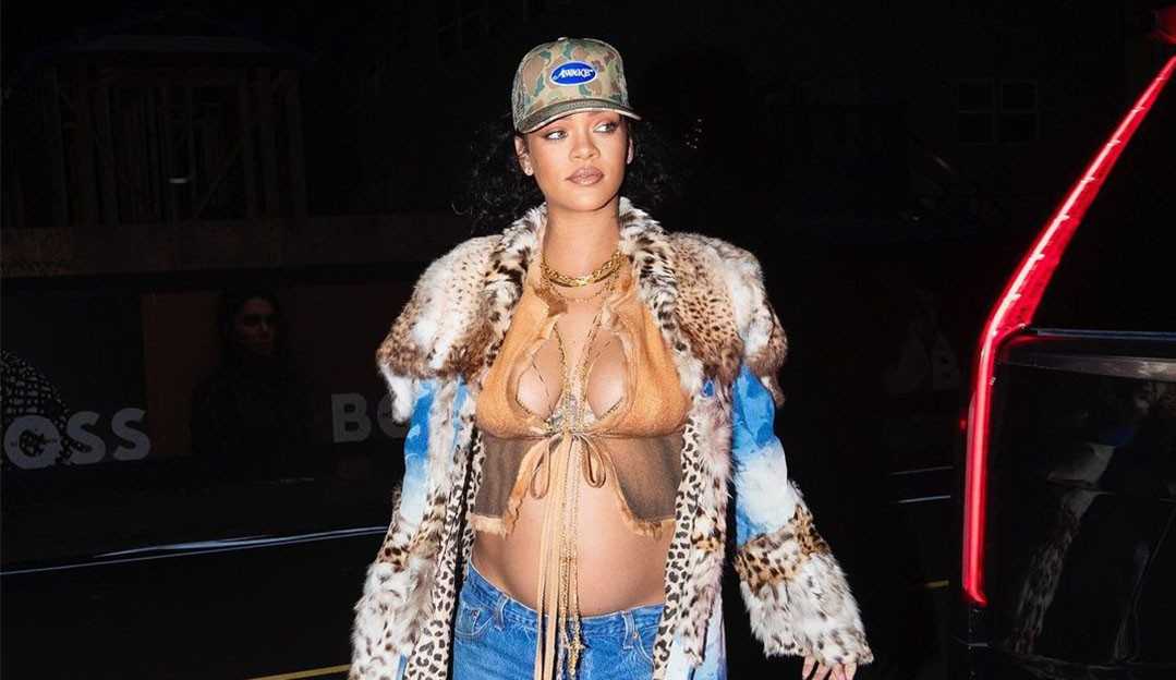 Rihanna conta que tentou esconder gravidez dos amigos, mas desejos estranhos a entregaram