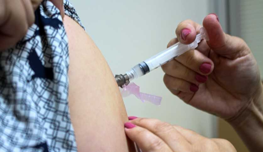 No Brasil, 152,8 milhões de pessoas estão totalmente imunizadas contra Covid-19 Lorena Bueri