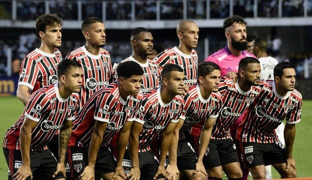 São Paulo goleia Santos na Vila Belmiro