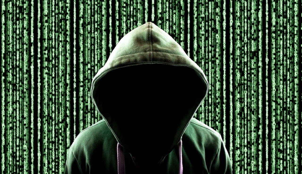 Ataque cibernético bloqueia internet na Europa