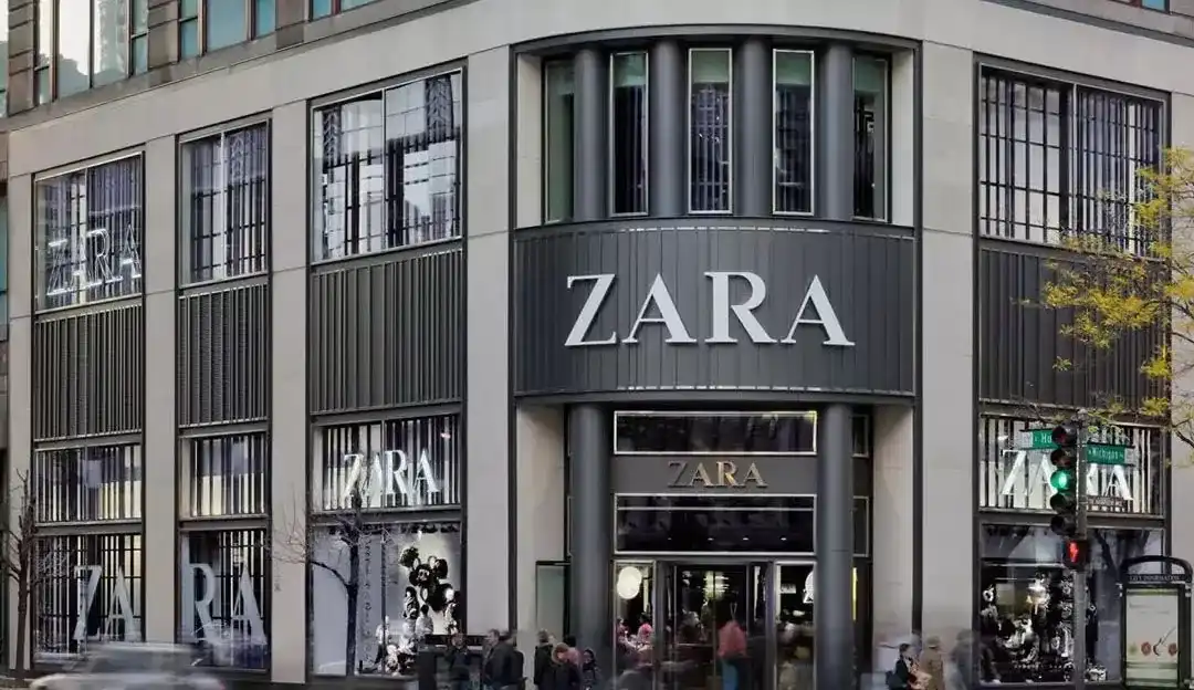 Inditex, empresa dona da Zara, suspende as operações na Rússia  Lorena Bueri