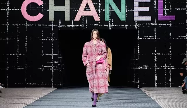 Chanel lança sua linha de Outono/Inverno no dia Internacional da Mulher Lorena Bueri