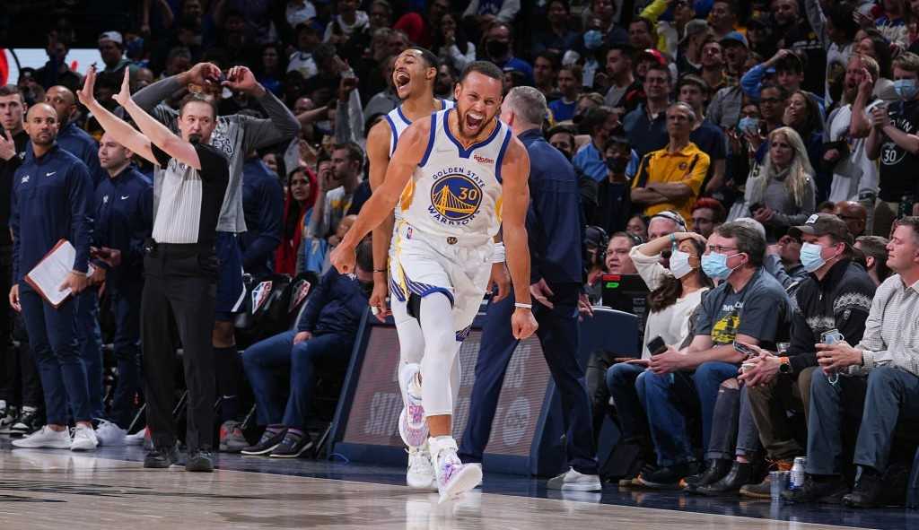 Curry 'fofo' chega a 20 mil pontos e Durant anota duplo-duplo; confira o resumo da NBA