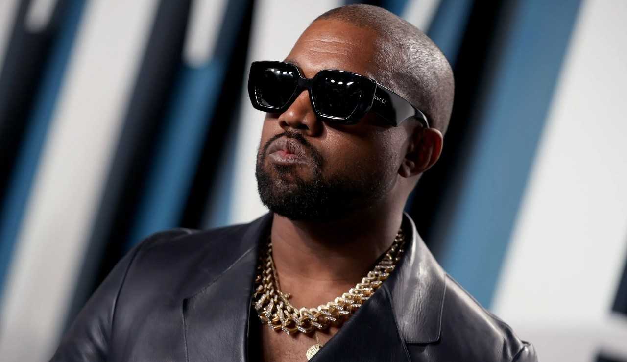 Kanye West tem conta suspensa do instagram por prática de assédio, bullyng e racismo