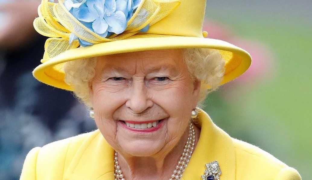Rainha Elizabeth II fala sobre divórcio de filhos: 'Três em quatro' Lorena Bueri