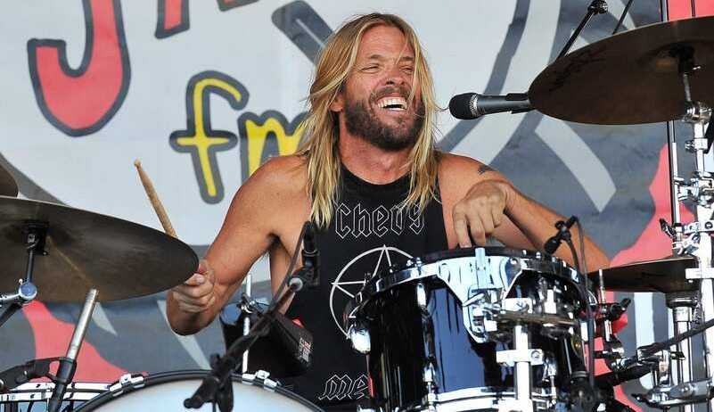 Baterista do Foo Fighters, Taylor Hawkins, morre aos 50 anos