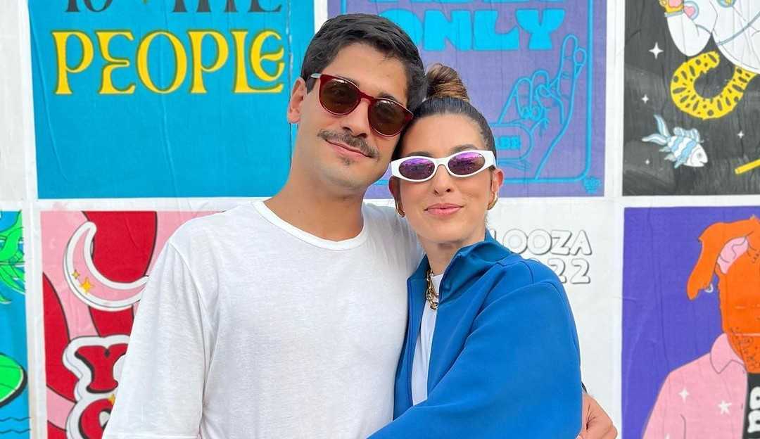 Fernanda Paes Leme e Victor Sampaio curtem segundo dia de Lollapalooza 