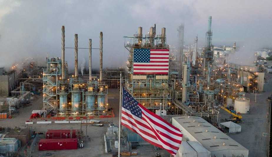 EUA cogita liberar parte de sua reserva estratégica de petróleo, e preços caem Lorena Bueri