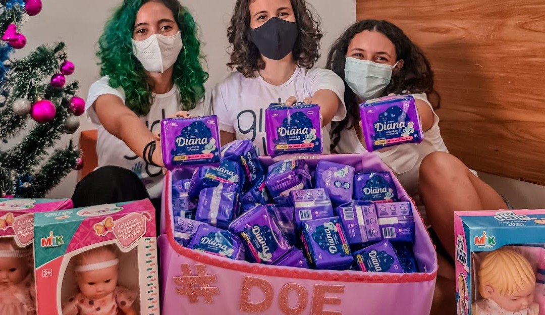 Pobreza menstrual, e a importância de projetos como o Girl Up - Elza Soares Lorena Bueri
