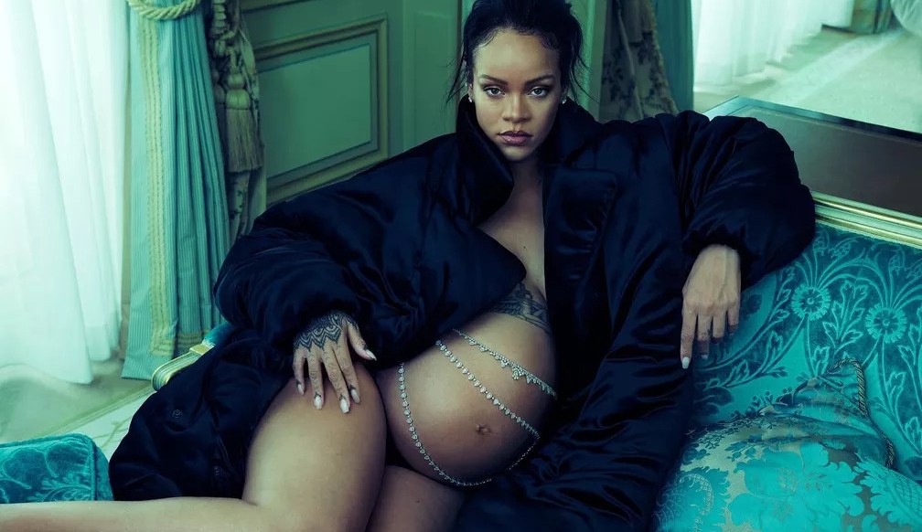 Rihanna compartilha momentos de sua gravidez Lorena Bueri