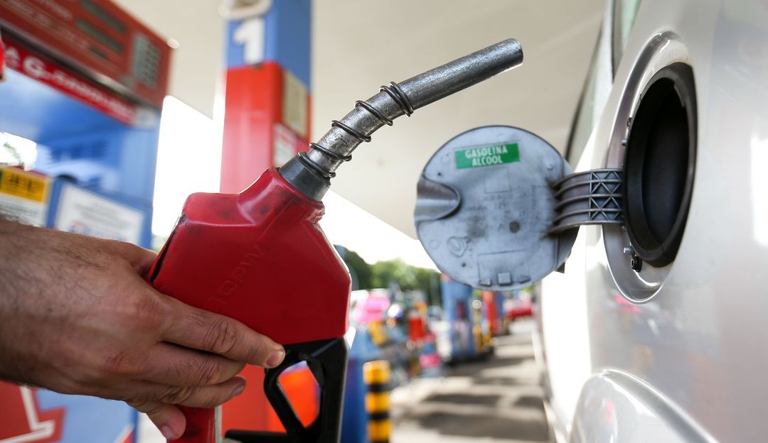 Agência Nacional De Petróleo constata irregularidade no mercado de combustíveis Lorena Bueri