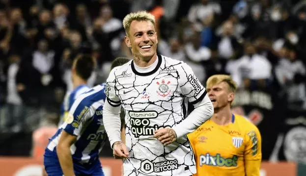 Corinthians vence o Avaí e chega a liderança provisória do Brasileirão