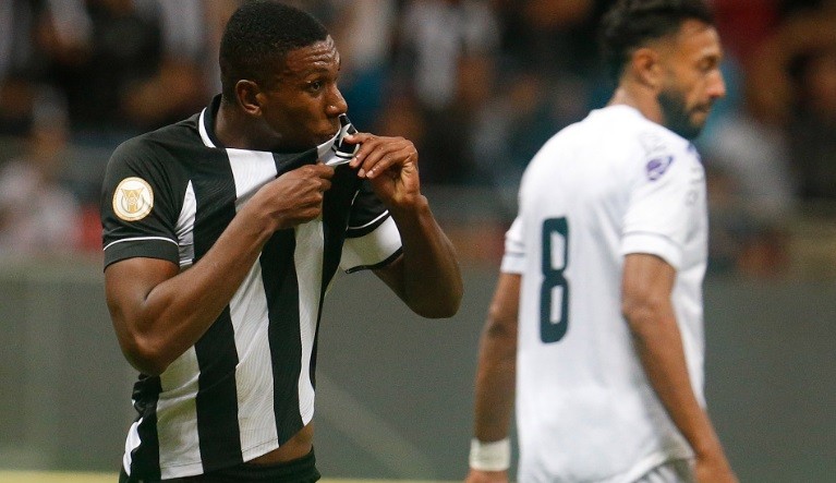 Sem dificuldades, Botafogo goleia o Ceilândia pela Copa do Brasil