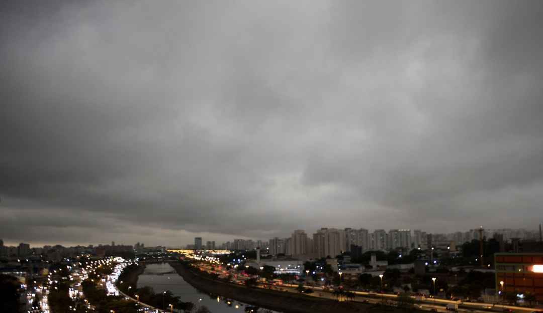 Estudo aponta que mais de 11 mil pessoas morrem por conta da poluição na cidade de São Paulo Lorena Bueri