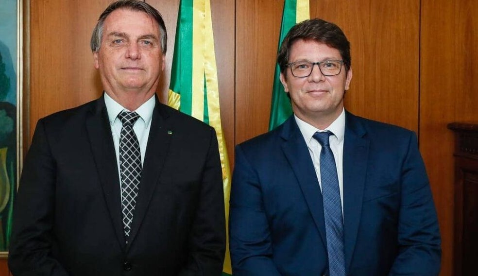 Bolsonaro veta lei que destinaria R$ 3 bilhões a cultura Lorena Bueri