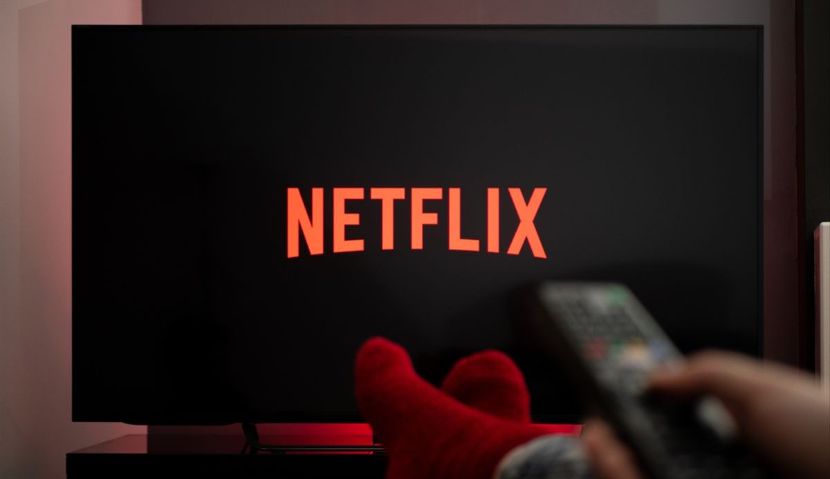 Netflix estuda a possibilidade de lançar filmes no cinema antes do streaming Lorena Bueri