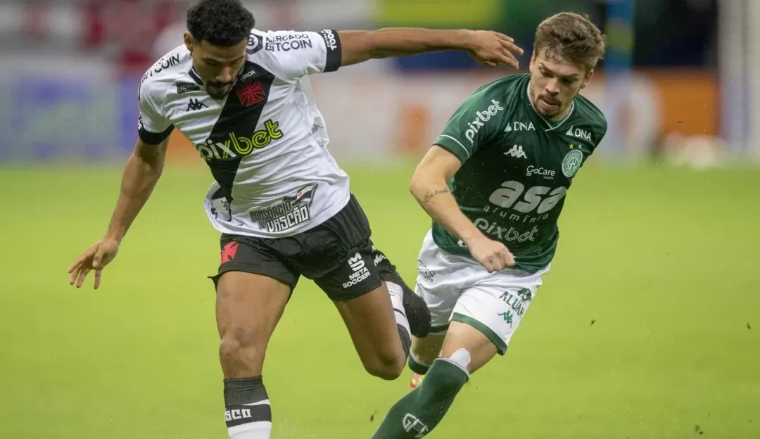 Thiago Rodrigues fecha o gol e Vasco e Guarani em Manaus