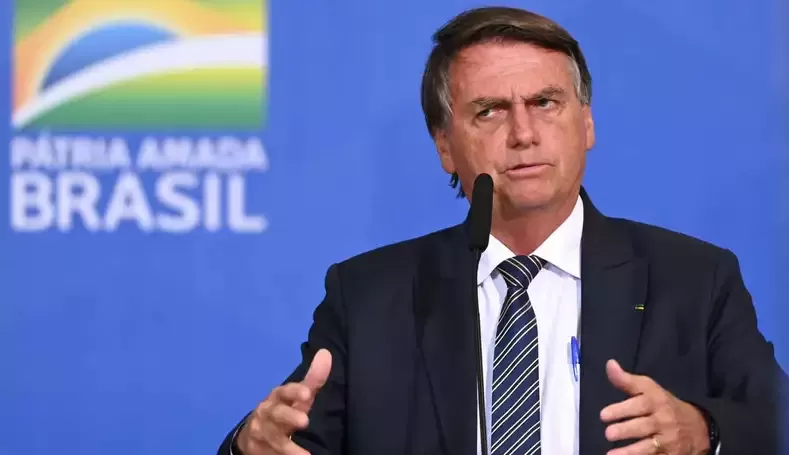 Bolsonaro fala sobre a possibilidadede participar dos debates Lorena Bueri