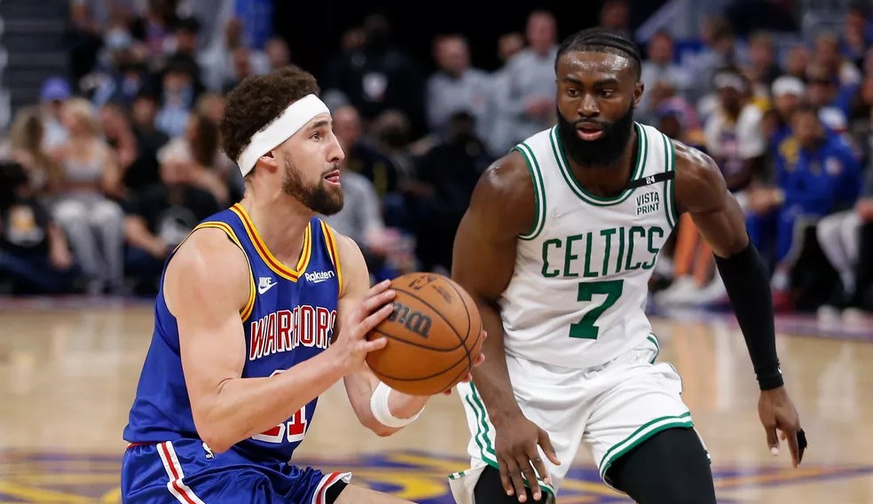 Com 76ers como destaque, Band transmite duas partidas da NBA nesta