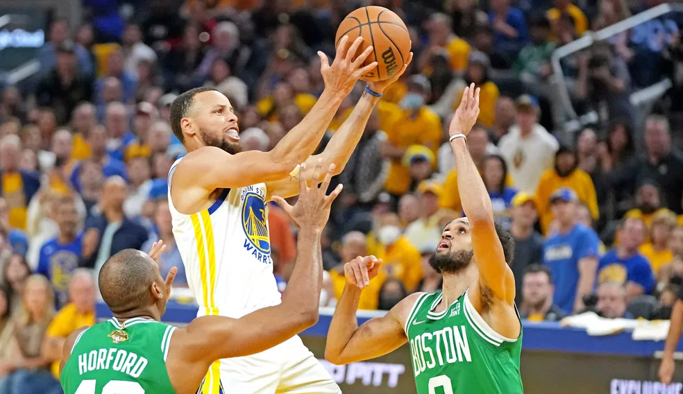 Boston Celtics recebe o Golden State Warriors pelo jogo 3 das finais da NBA Lorena Bueri