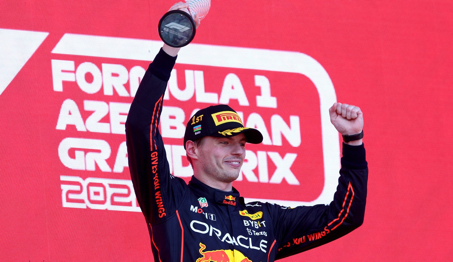 Verstappen vence o Grande Prêmio do Azerbaijão e se isola na primeira posição do campeonato