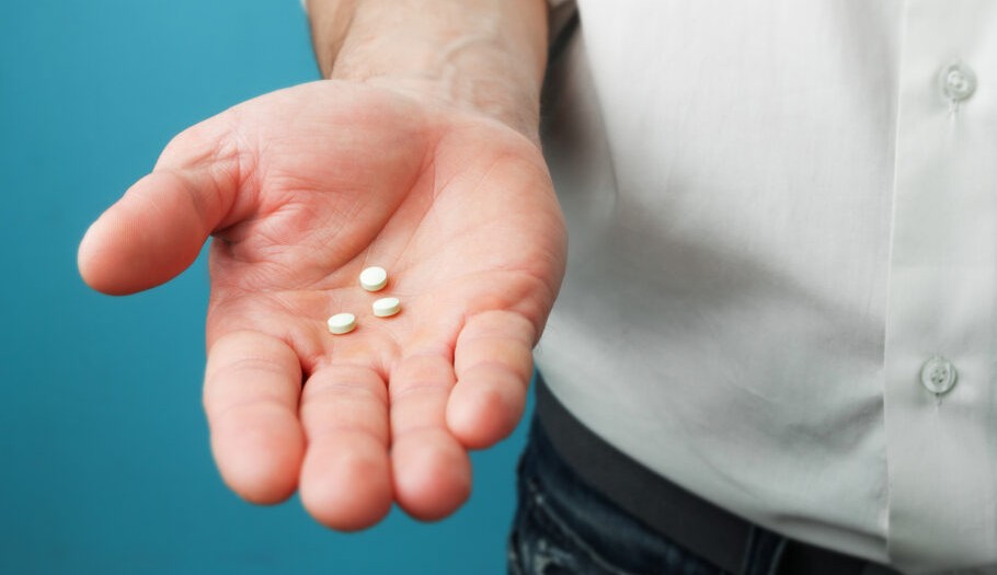 Pílulas contraceptivas masculinas apresentam bons resultados em estudo clínico Lorena Bueri