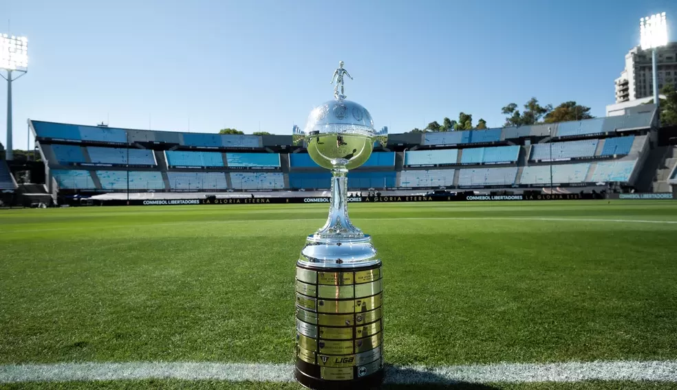Oitavas de finais da Libertadores agita a semana  Lorena Bueri
