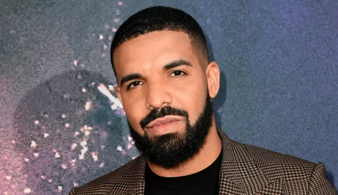 Drake vende mansão exótica na Califórnia por R$ 63 milhões 
