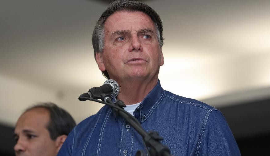 Bolsonaro não poupou críticas aos governadores do Nordeste que se recusavam a reduzir os impostos estaduais dos combustíveis