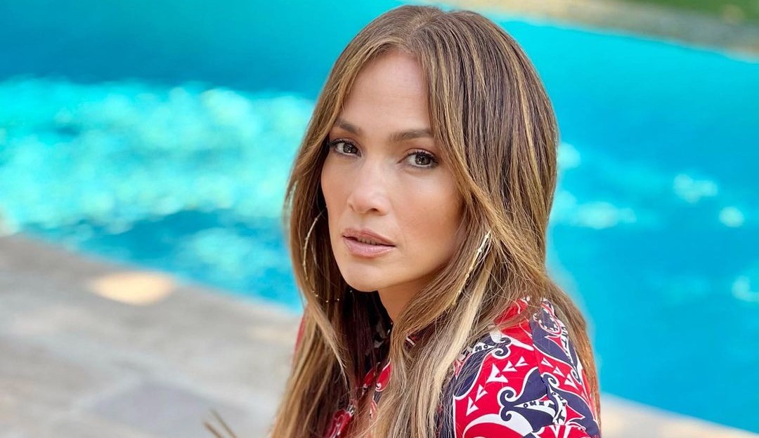 Jennifer Lopez fala sobre crises de pânico: 'Pensei que estava enlouquecendo' Lorena Bueri